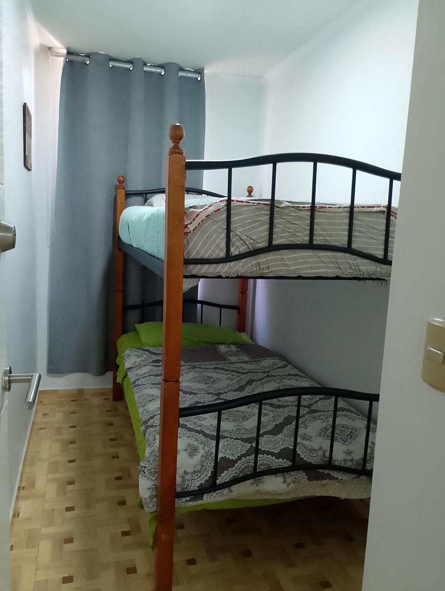 Gran Familiares Apartment